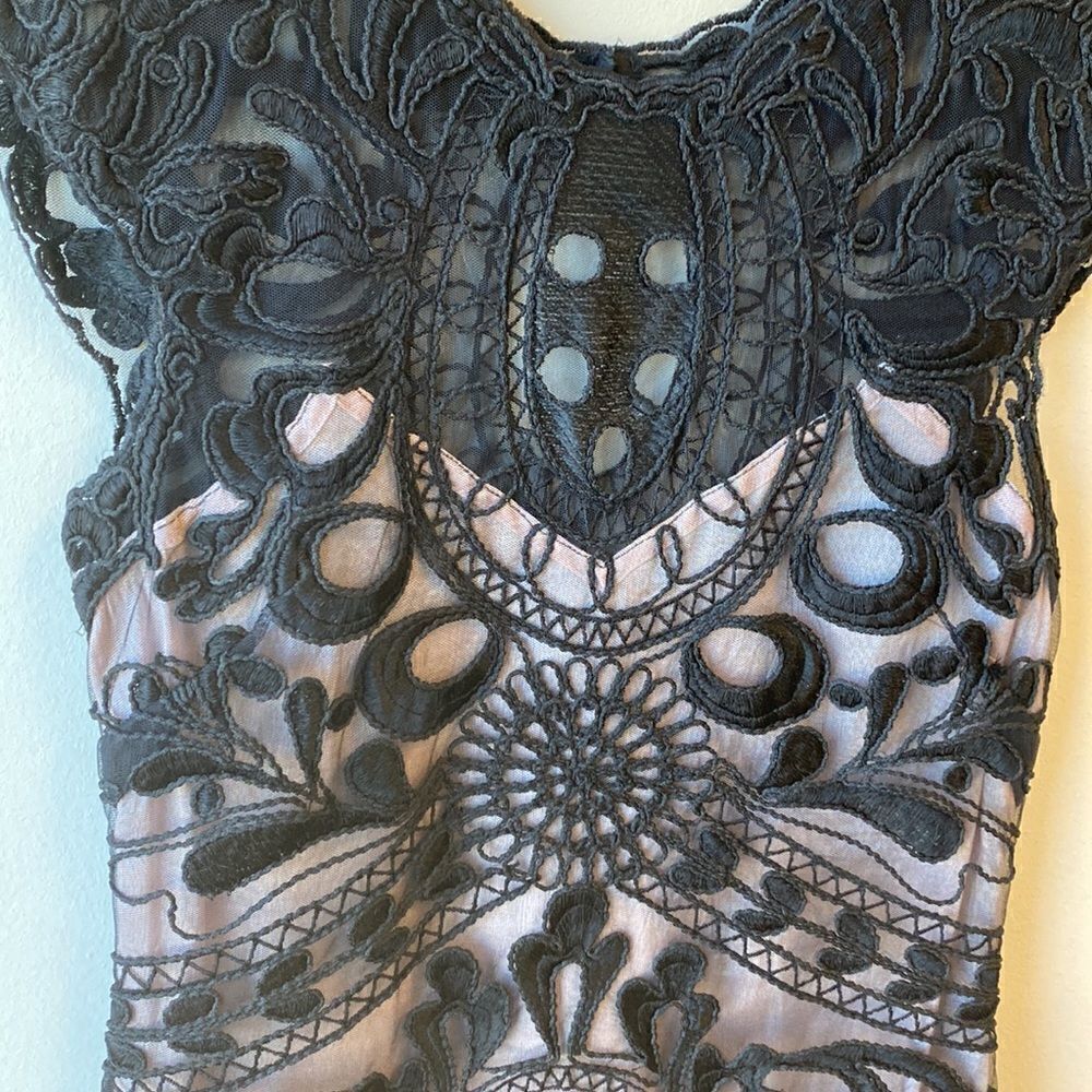 Anthropologie Yoana Barashi Lace Embroidered black Dress 4P short sleeveless 2 - Picture 2 of 12